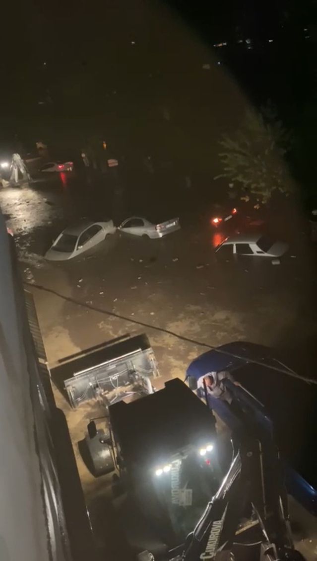 Osmaniye Kadirli'deki Selde 2 Kişinin Ölümü ve İlk Anlar Cep Telefonunda