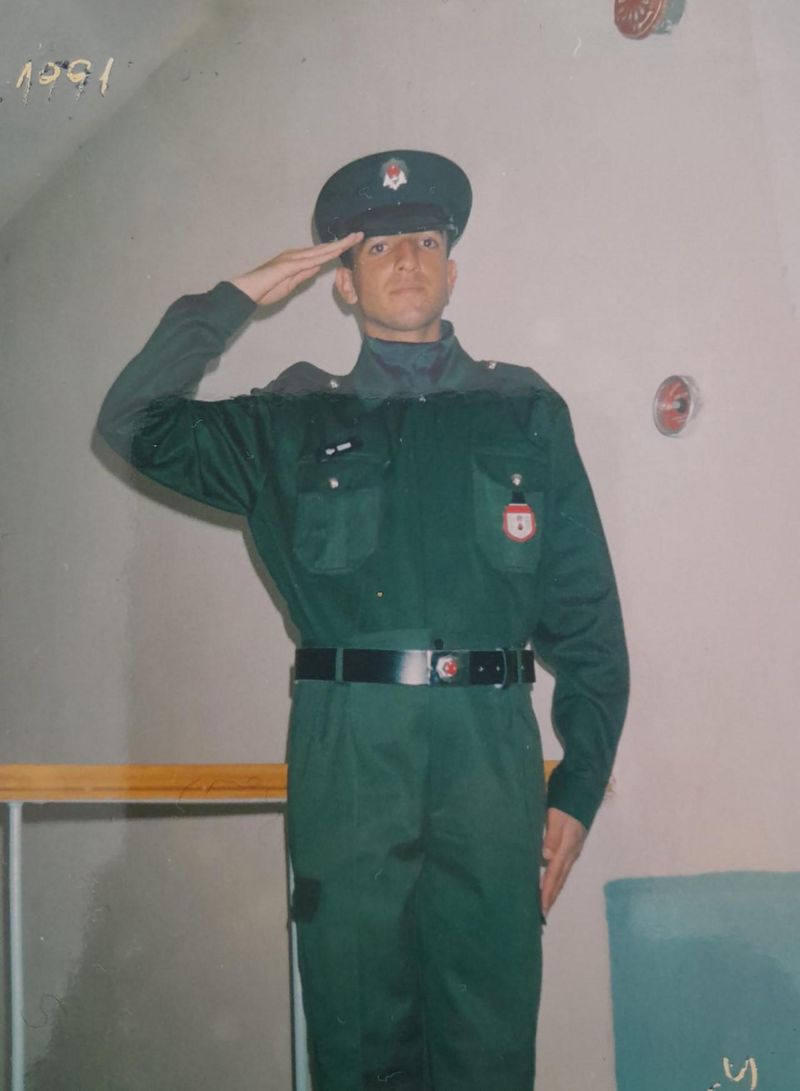 22 Yıldır Oğluna Bakan 78 Yaşındaki Anne, Güneş Yüzü Görmediklerini Anlattı