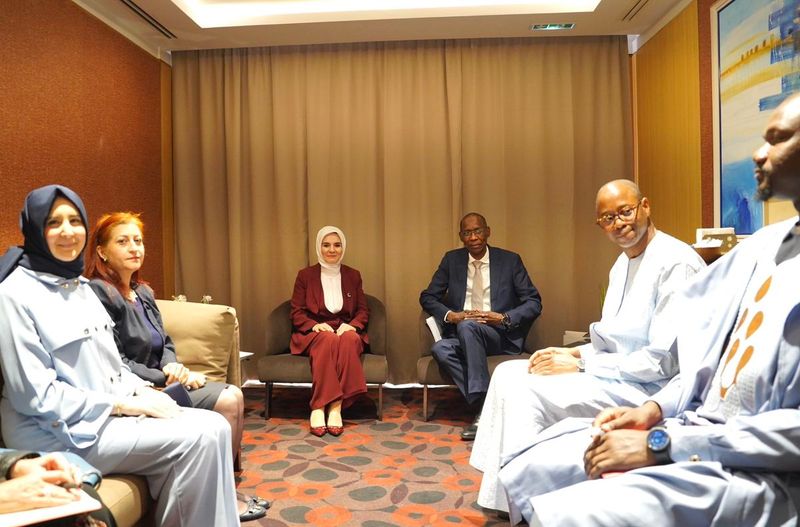 Türkiye ve Senegal Bakanları Stratejik İş Birliğini Görüştü
