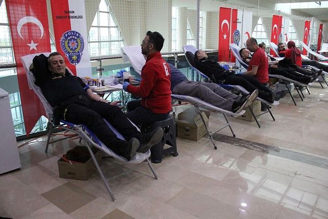 Samsun Emniyet Teşkilatı Polis Haftası’nda 181 Ünite Kan Bağışıyla Dayanışma Gösterdi