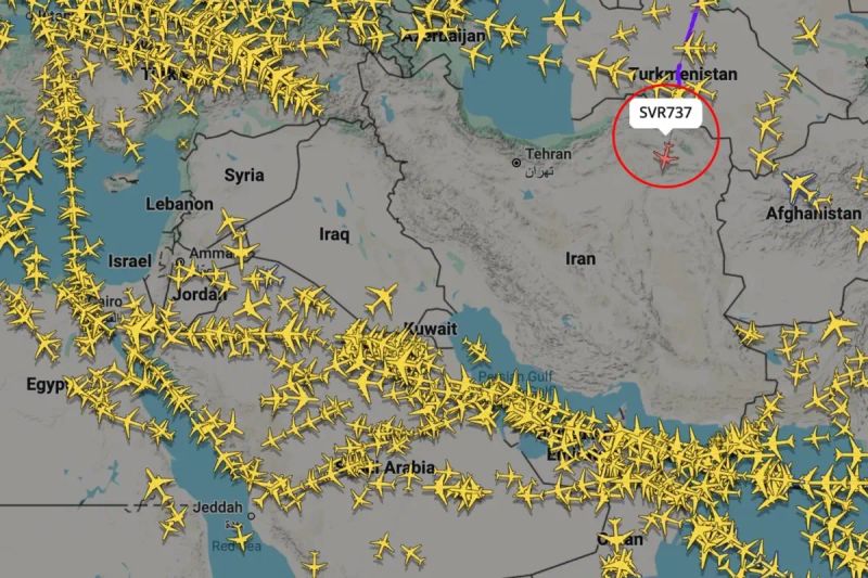 ABD ve İsrail'in Saldırısı Sonrası İran Hava Sahası Boşaltıldı, Radar Görüntüleri Tartışma Yarattı