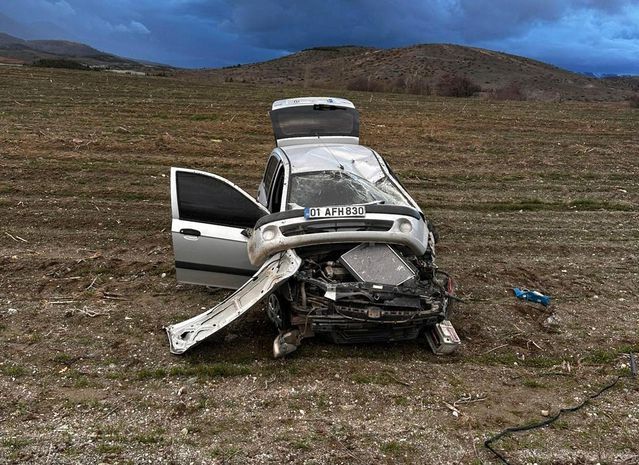 Malatya'da Otomobil Takla Attı: 3 Kişi Yaralandı