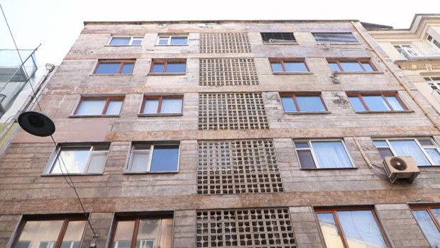 Orhan Pamuk'un Taray Apartmanı'nın Yıkımı İçin Mahkeme Karar Verdi