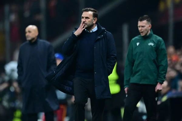 Okan Buruk, Juventus Maçındaki Kırmızı Kart Kararına Sert Tepki Gösterdi