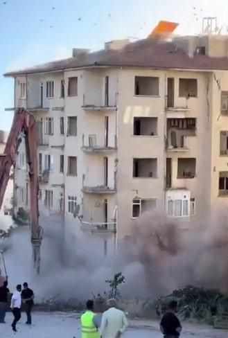 Bahçelievler Belediyesi, Yıkım Görüntülerinin Malatya'dan Olduğunu Açıkladı