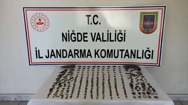 Niğde'de 190 Tarihi Sikke ve 100 Obje Ele Geçirildi