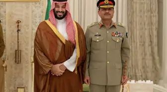 İstanbul'da Oturum Belgesi Dolandırıcılığına Yönelik Operasyon Düzenlendi