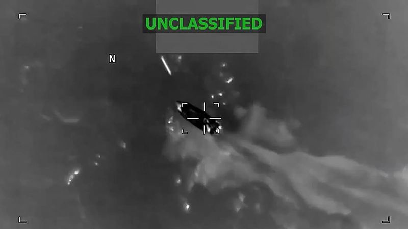 ABD ordusu Venezuela açıklarında uyuşturucu kaçakçılığına karşı operasyon düzenledi