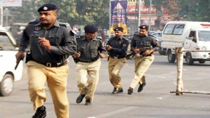 Pakistan'da Bannu'daki Polis Karakoluna Patlayıcı Yüklü Saldırı: 5 Ölü, 13 Yaralı