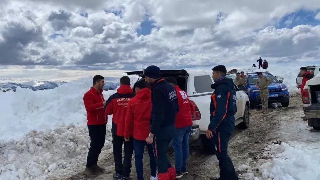 Ağrı Dağı'nda Kayıp Dağcı İçin Arama Kurtarma Operasyonu Başlatıldı