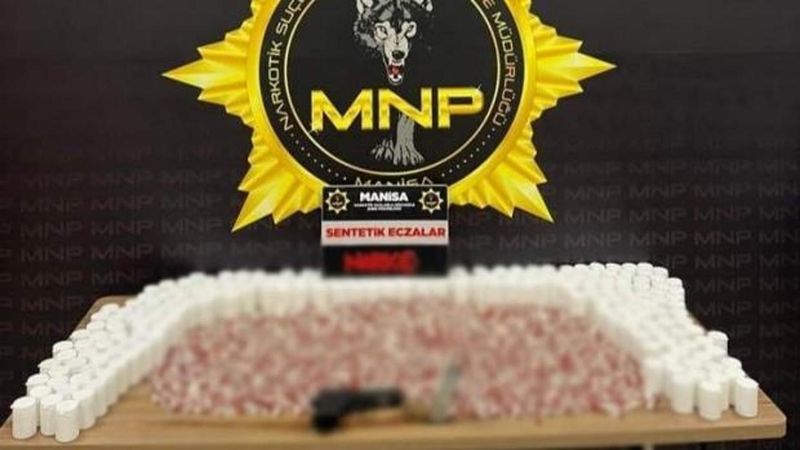 Manisa'da Büyük Narkotik Operasyonu: 10 Binin Üzerinde Sentetik Hap Ele Geçirildi