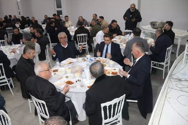 Taşova'da Esnaf ve Sanatkarlar Kooperatifi İftar Programı Düzenledi