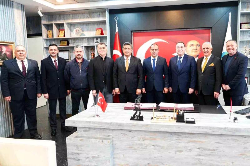 Manisa Büyükşehir Belediyesi Kadrolu İşçi Maaşını 80 Bin TL'ye Yükseltti