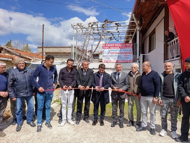 Atça Mahallesi'nde Doğal Gaz Kullanımı Resmen Başladı