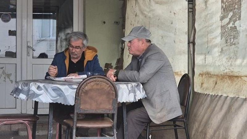 Tekirdağ Ballıhoca Köyü’nde Soyadları ‘Elma’ Sırasına Göre Verildi