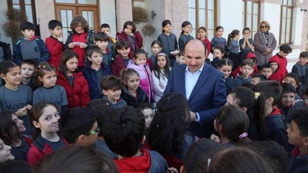 Başkan Altay, Taş Bina Dijital Tanıtım Merkezi’nde Öğrencilerle Buluştu