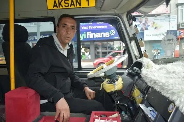 İzmir'de Dolmuşta Doğan Bebek ve Annesinin Sağlığı İyi