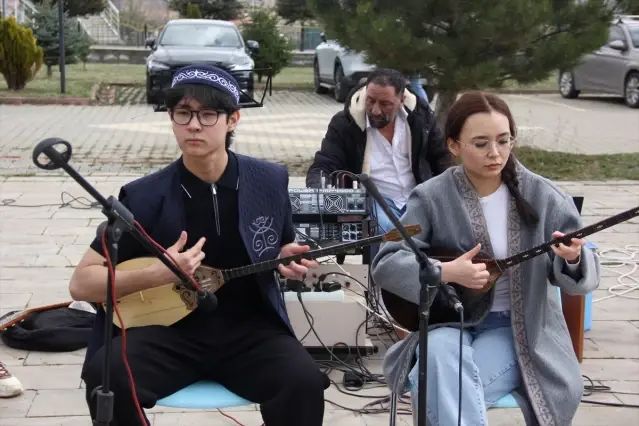 Zara’da Nevruz Bayramı Çeşitli Etkinliklerle Kutlandı