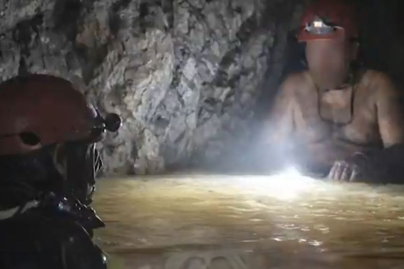 Meksika’da 13 Gün Yeraltında Kalan Madenci Francisco Zapata Kurtarıldı