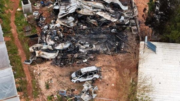 Antalya'da Konteyner Yangınında Anne ve 5 Çocuğu Hayatını Kaybetti