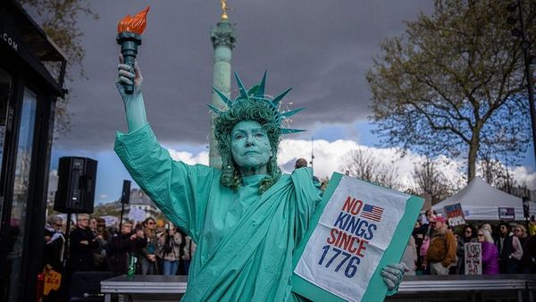 ABD genelinde milyonlarca kişi Trump yönetimini 'Krallara Hayır' günüyle protesto etti