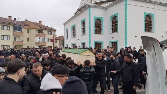 İnegöl’de Trafik Kazası: Genç Bir Kişi Hayatını Kaybetti