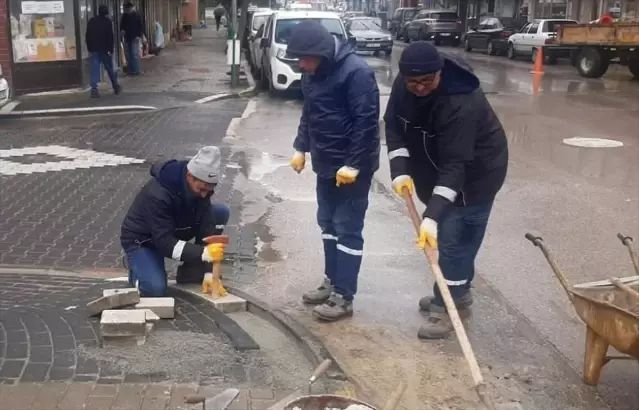 Kaymakam Tutar ve Yerel Yetkililerden Kütüphane ve Dernek Ziyaretleri