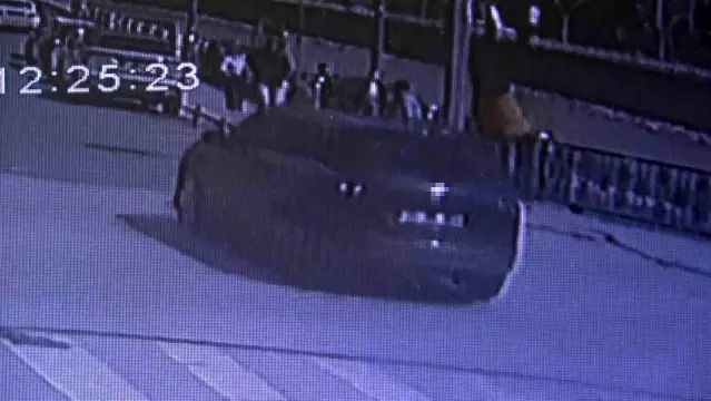 Amasya'da Otomobilin Çarptığı Motosikletli Havada Takla Attı