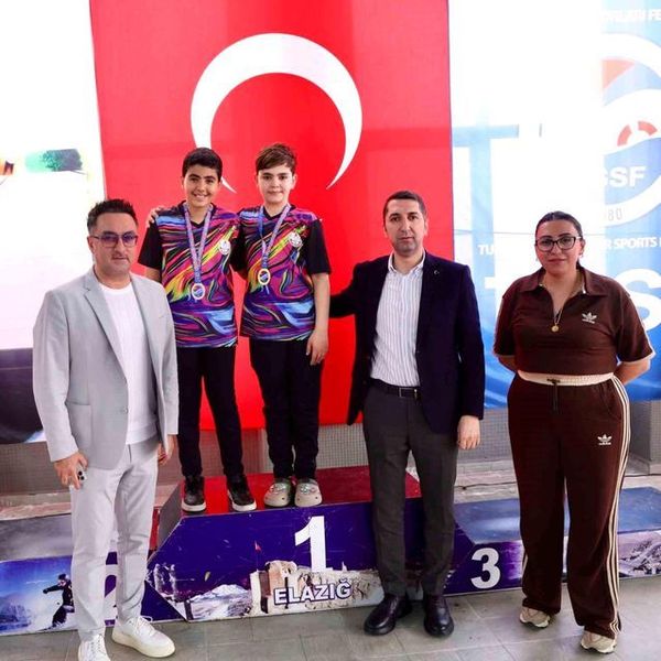 Elazığ'da Cumhurbaşkanlığı Kupası Paletli Yüzme Şampiyonası Tamamlandı