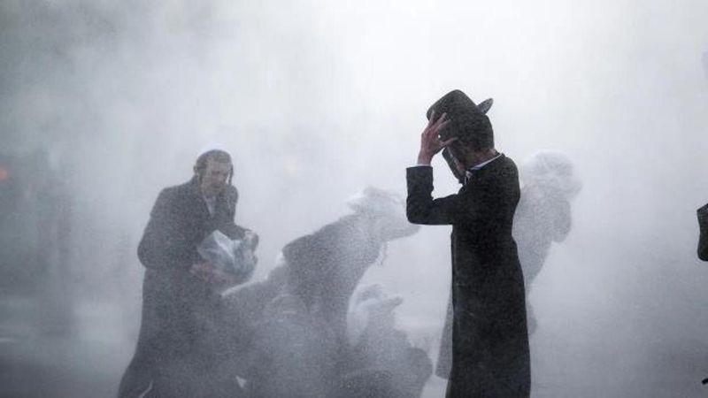 İsrail'de Haredi Yahudileri Zorunlu Askerlik Yasasına Karşı Sokakları Protesto Etti