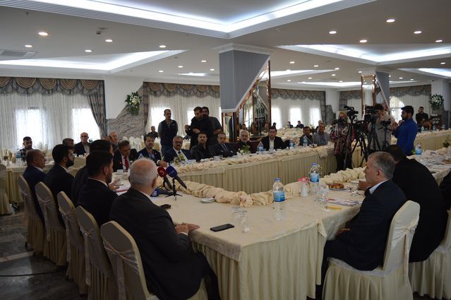 Mahmut Arıkan'dan Bölge Ülkelerine Türkiye Öncülüğünde Birlik Çağrısı