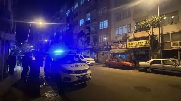 Mersin'de Boşanma Sürecindeki Kadın Kocasının Bıçağıyla Hayatını Kaybetti