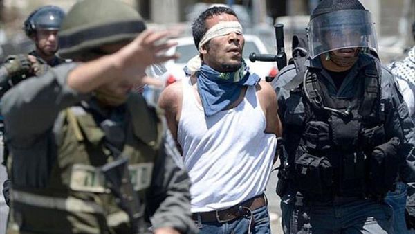 Filistinli Eski Mahkumlar İsrail Hapishanelerindeki Cinsel İşkenceyi Anlattı