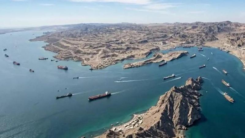 İran Dışişleri Bakanı Arakçi: Hürmüz Boğazı Kapatılmadı, Güvenli Geçişler Sürüyor