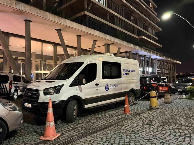 Zeytinburnu'nda Silahlı Saldırıda Kız Hayatını Kaybetti, Anne Ağır Yaralı